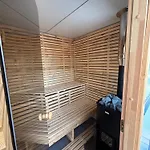 Marsky Vlk - Zazitkovy Houseboat A Wellness Båthotell Liptovský Mikuláš