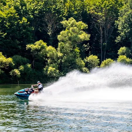 Marsky Vlk - Zazitkovy Houseboat A Wellness Botel