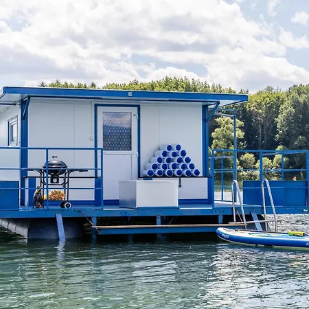 Marsky Vlk - Zazitkovy Houseboat A Wellness * Liptovský Mikuláš